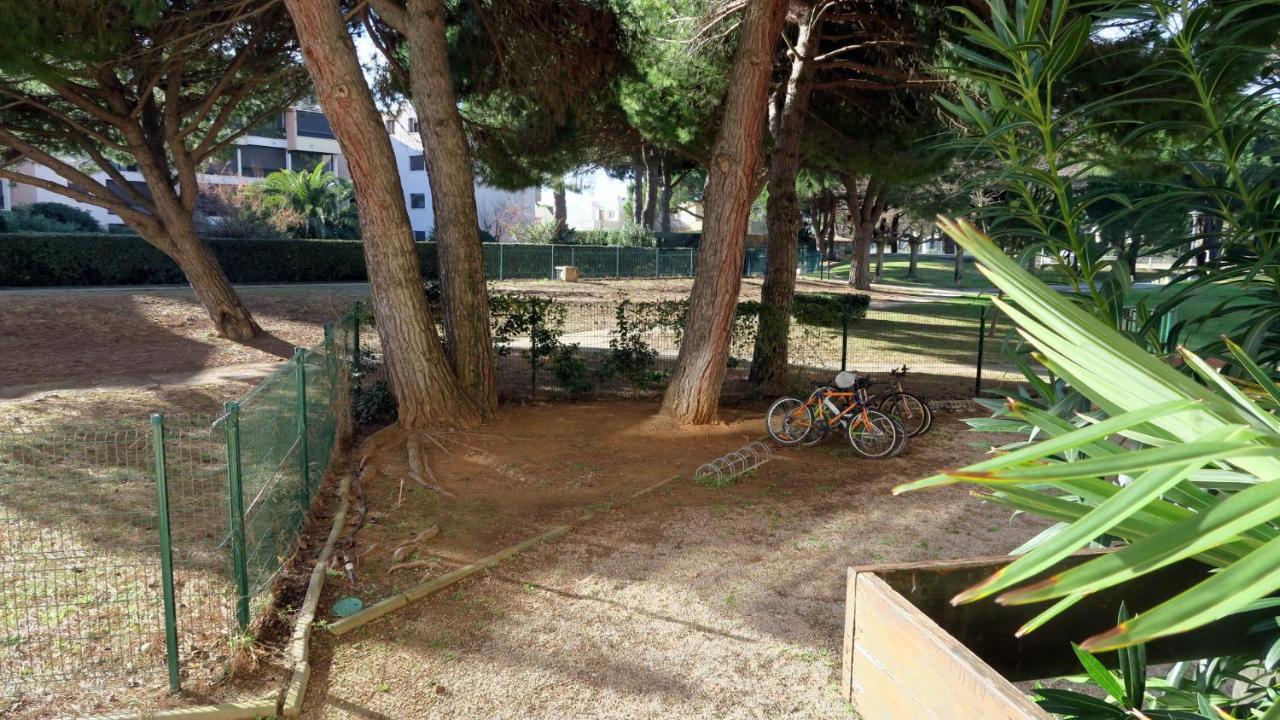 Sol-Y-Days Los Amigos, Studio 4 Couchages En Rez-De-Jardin, Avec Grande Terrasse Et Parking, A 250M De La Plage ル・グロー・デュ・ロワ エクステリア 写真